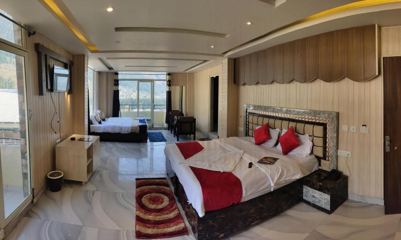 Hotel Royal Residency Manāli Exteriér fotografie