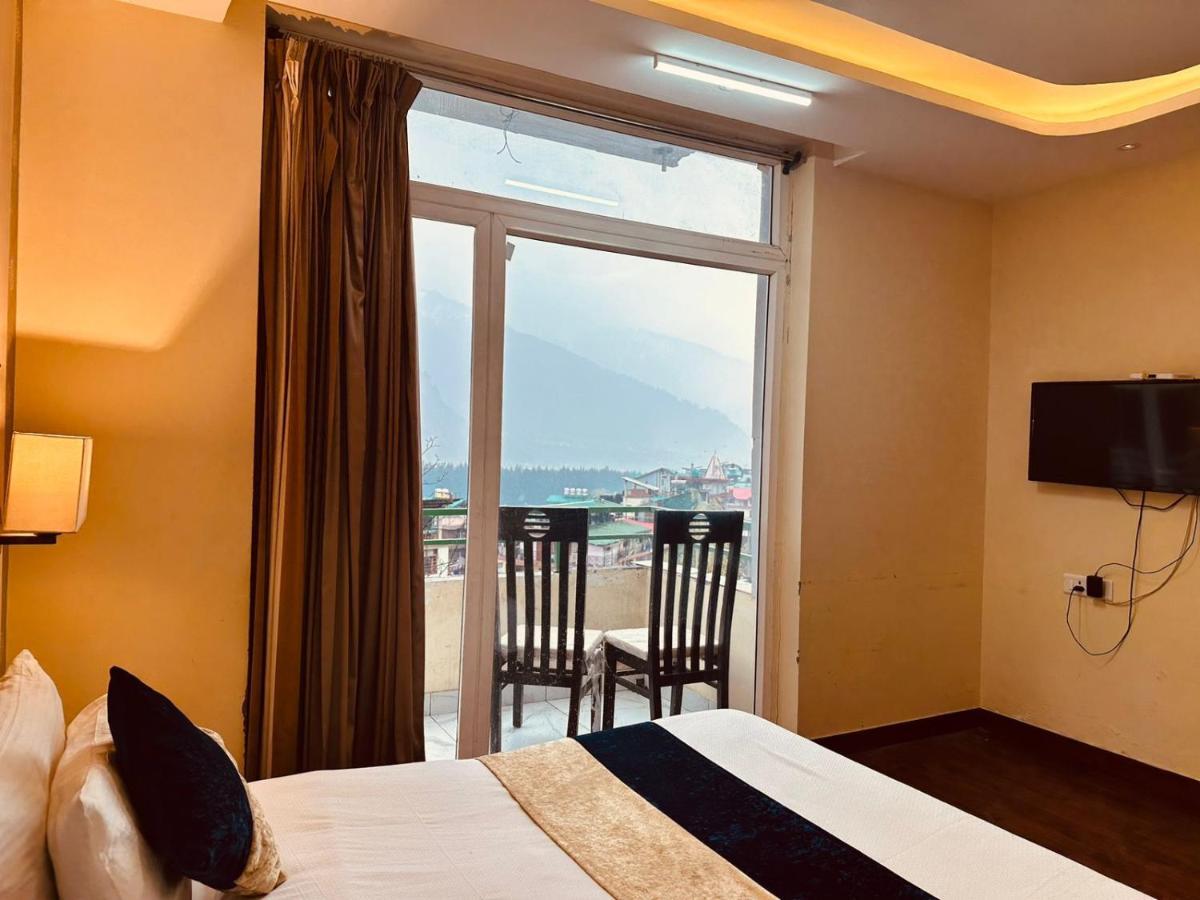 Hotel Royal Residency Manāli Exteriér fotografie