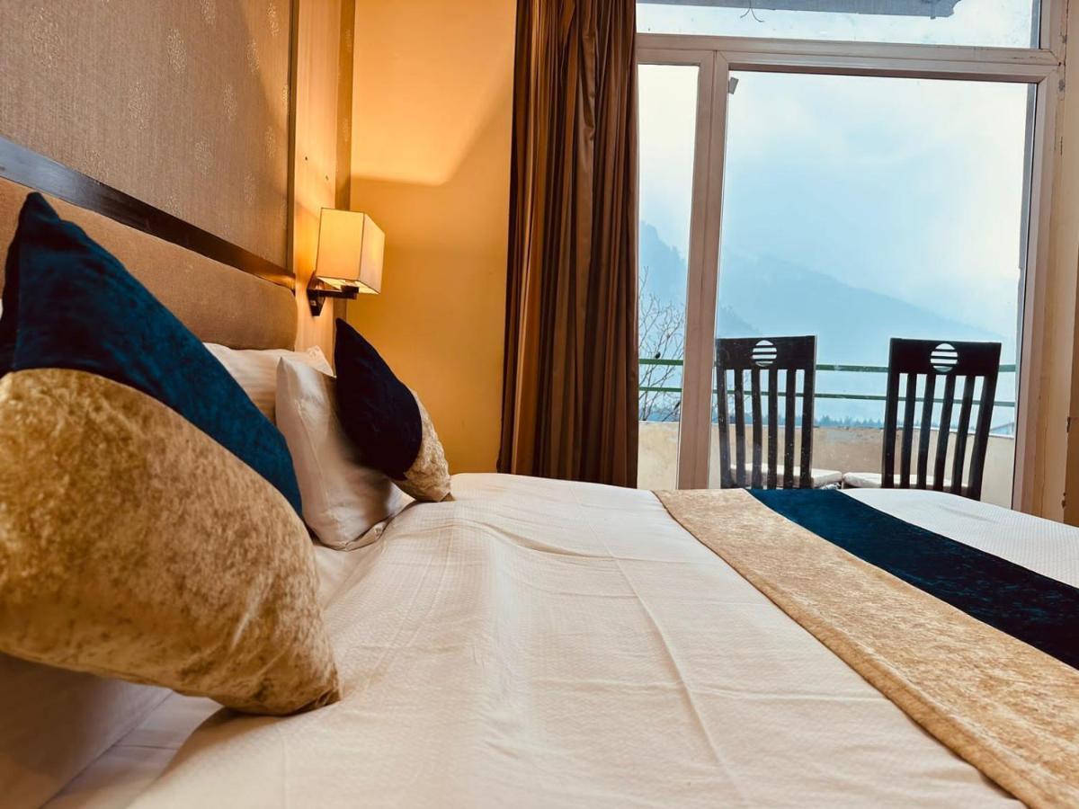 Hotel Royal Residency Manāli Exteriér fotografie